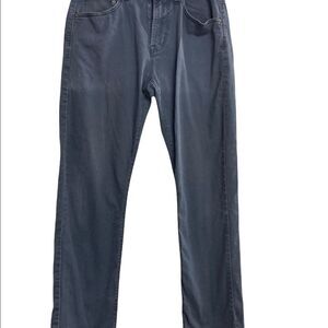 KIRKLAND Men’s Jeans Gray‎ Tag says 32X32 hand measures 30X30  5 pockets